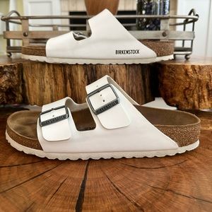 Leather white Arizona Birkenstock slides
